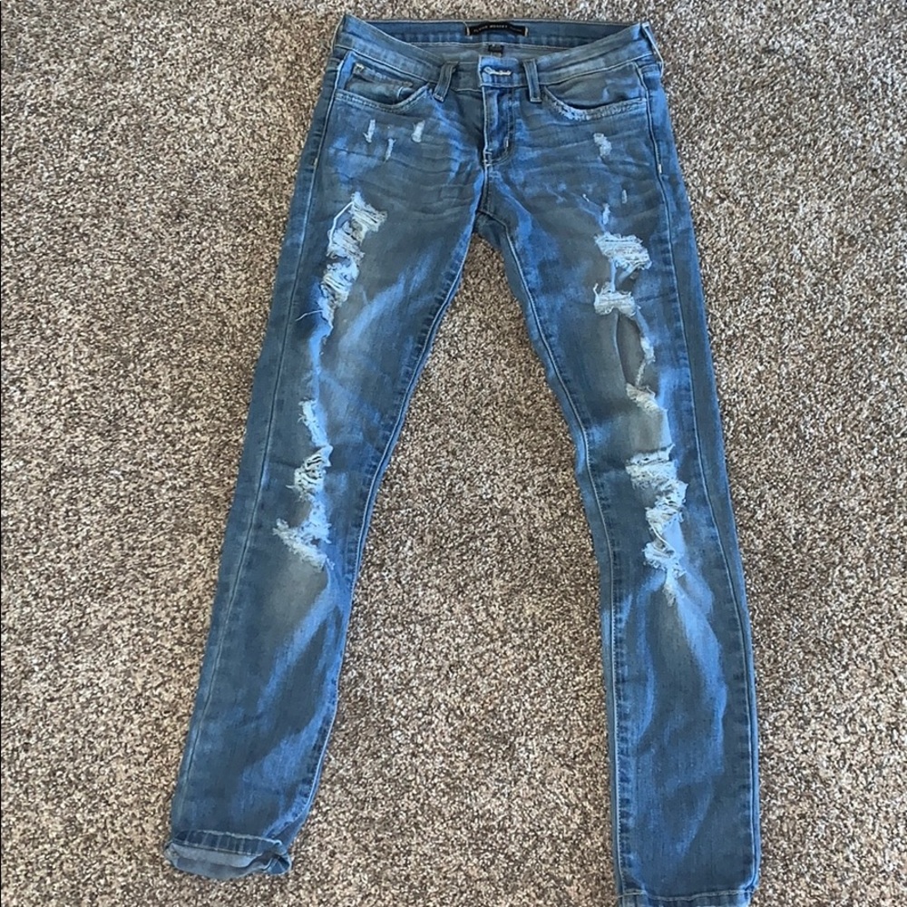 Size 25 flying monkey skinnies